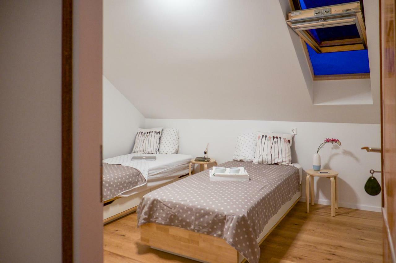 Home Apartments & Yoga Studio Bled-Recica Eksteriør billede