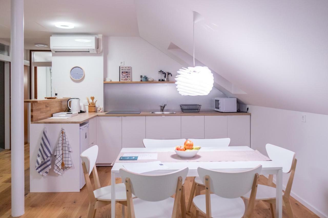 Home Apartments & Yoga Studio Bled-Recica Eksteriør billede