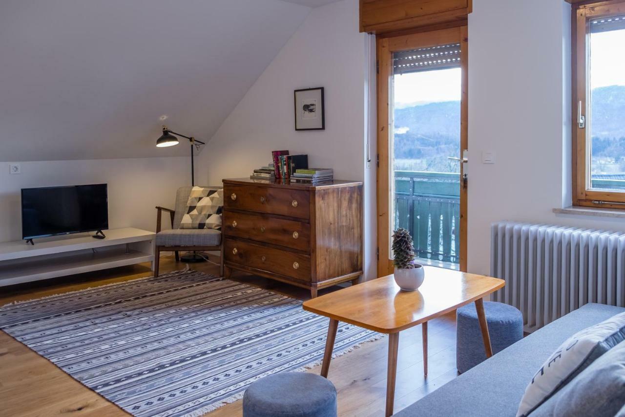 Home Apartments & Yoga Studio Bled-Recica Eksteriør billede